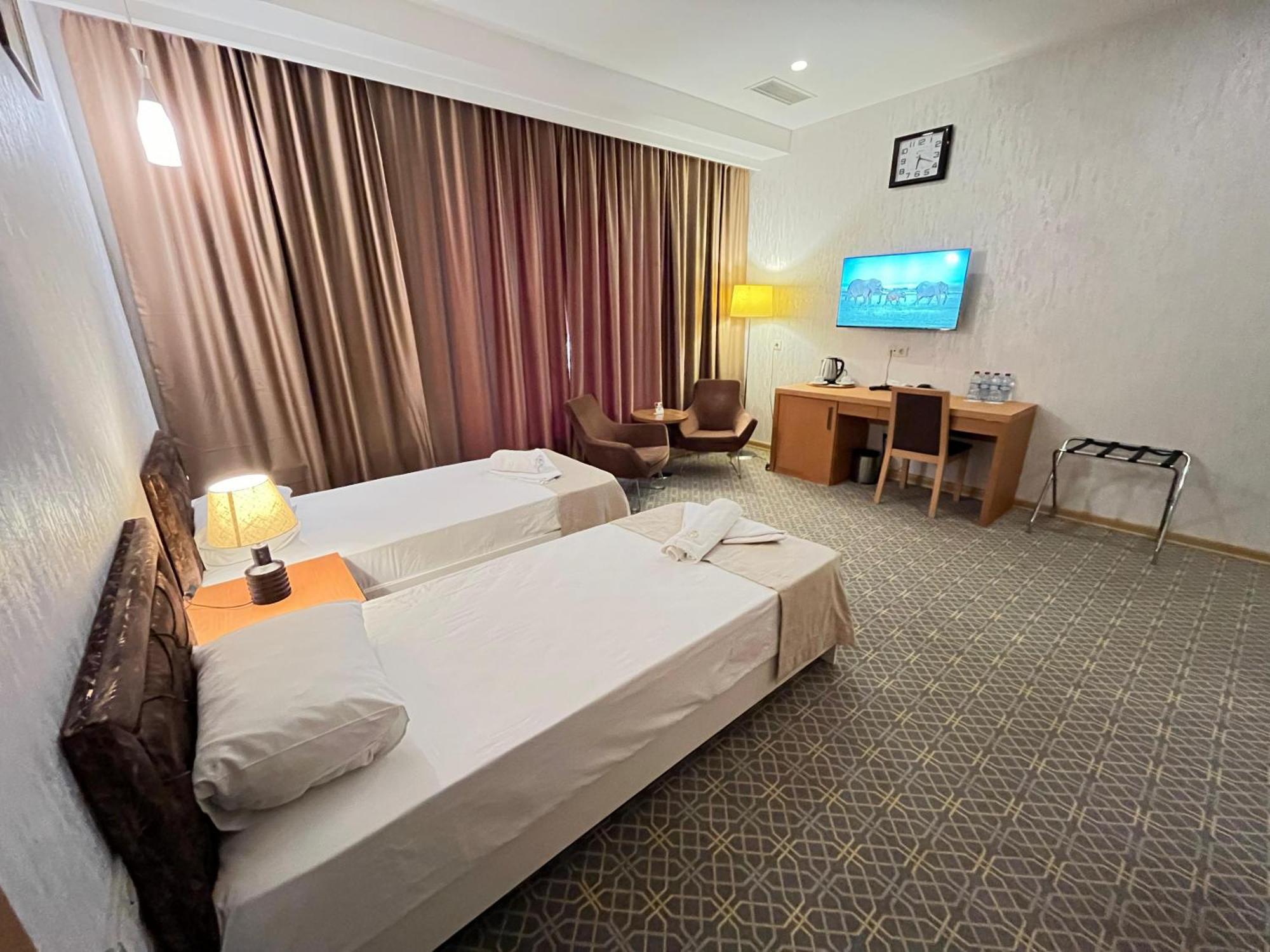 באקו Gm City Hotel מראה חיצוני תמונה