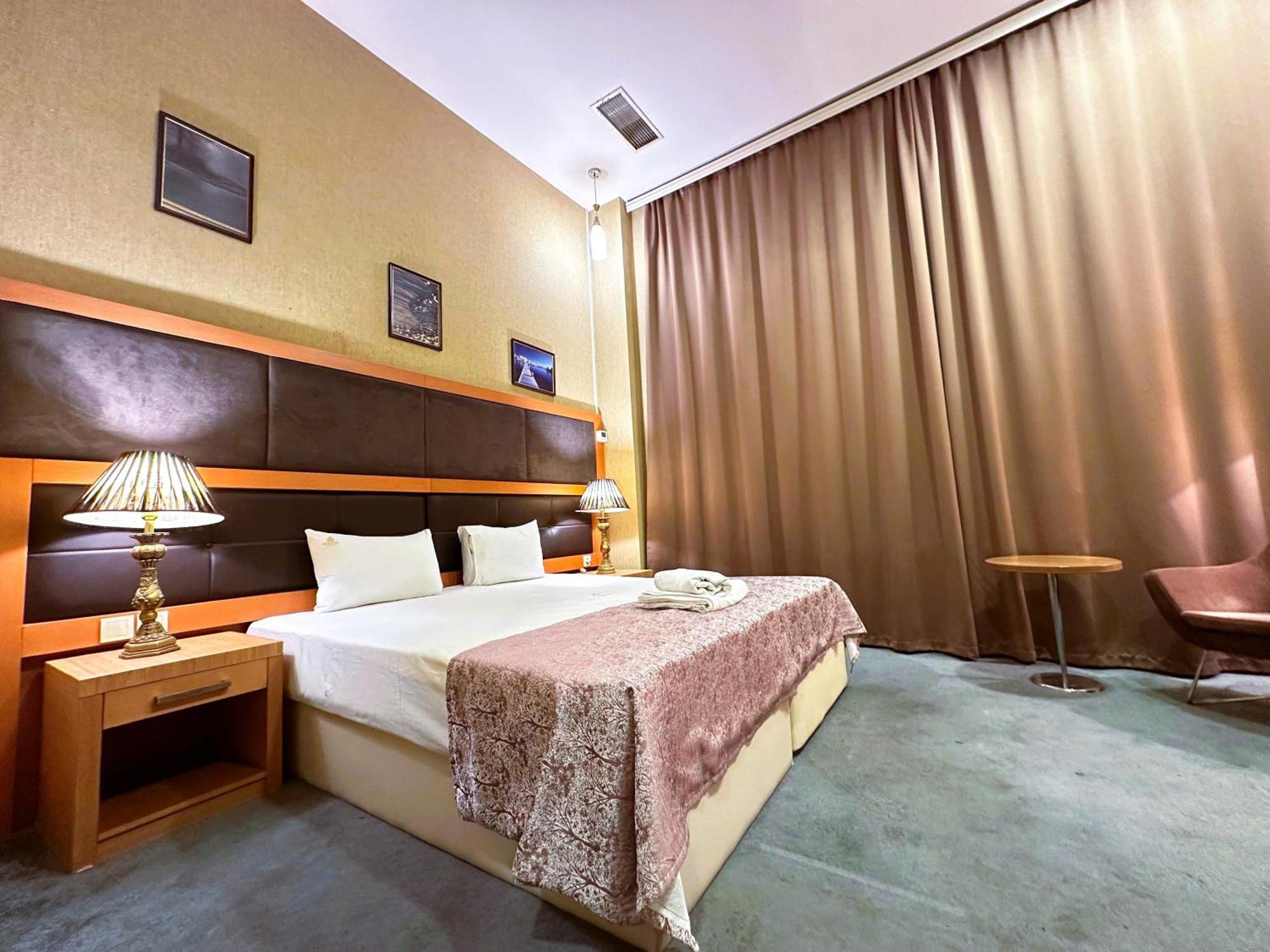 באקו Gm City Hotel חדר תמונה