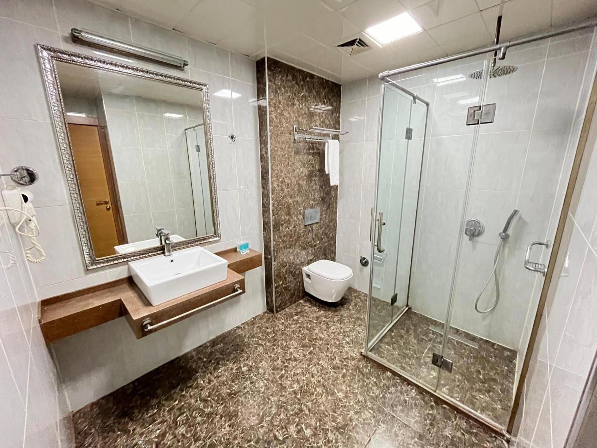 באקו Gm City Hotel מראה חיצוני תמונה