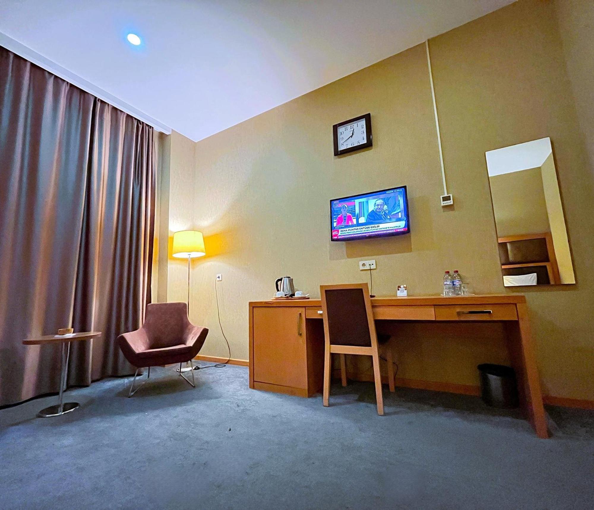 באקו Gm City Hotel חדר תמונה